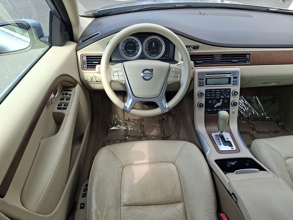 Thumbnail: 2011 Volvo S80 - 11
