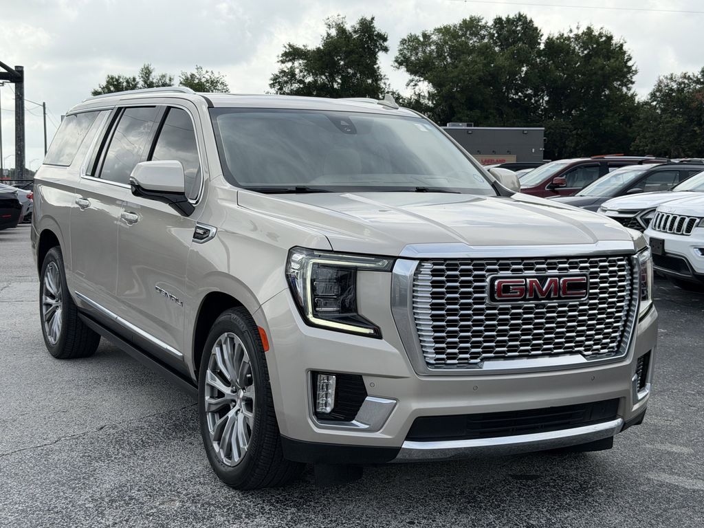 Brown (Pearl Beige Metallic) 2021 GMC Yukon XL Denali RWD SUV / Crossover 4X2
