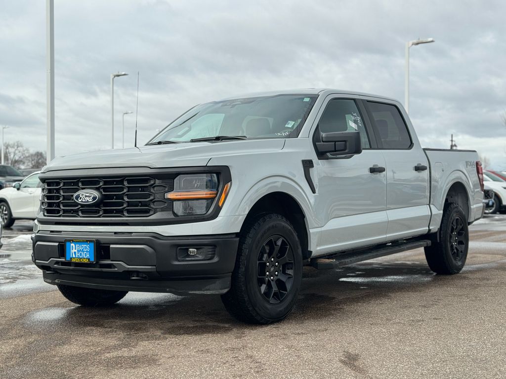 View vehicle photo 3