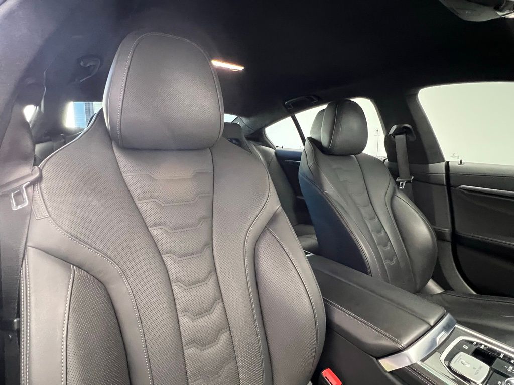 Thumbnail: 2022 BMW 8 Series - 7