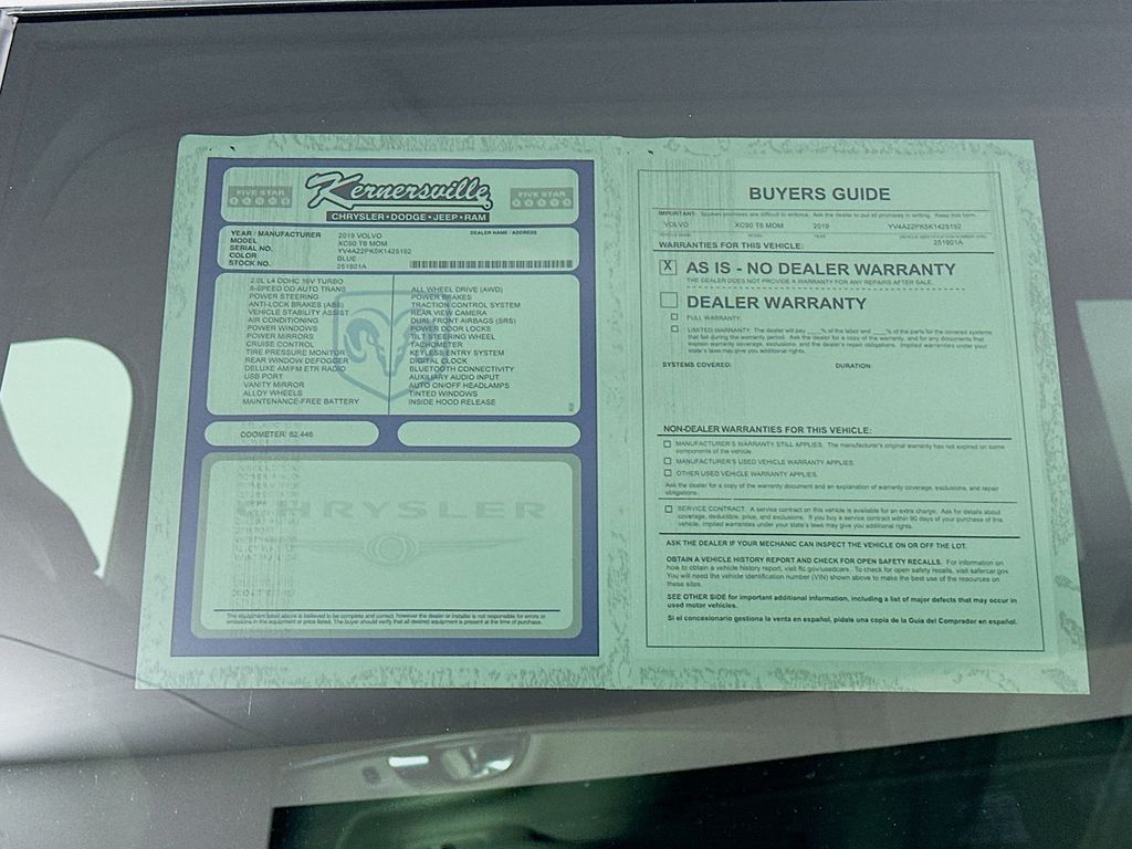 Used 2019 Blue Volvo T6 Momentum image 38