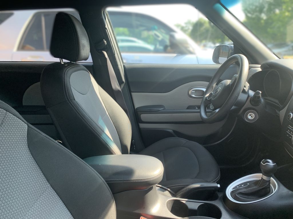 Thumbnail: 2017 Kia Soul - 9