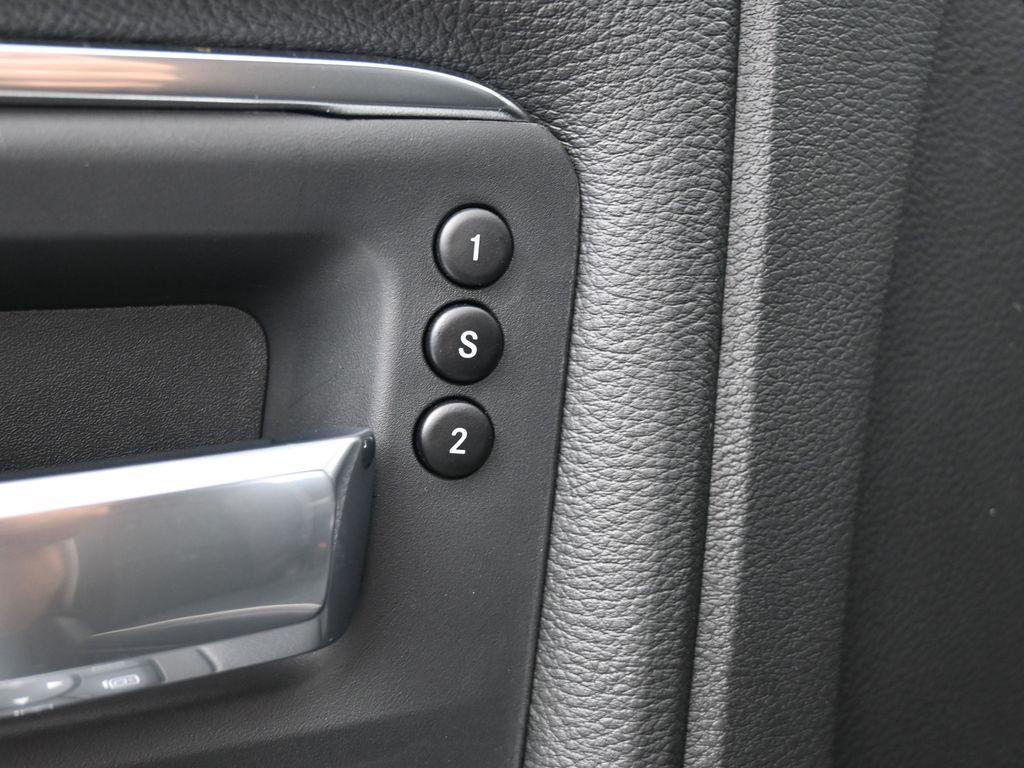 New 2026 Bright White Clearcoat Ram Laramie image 17