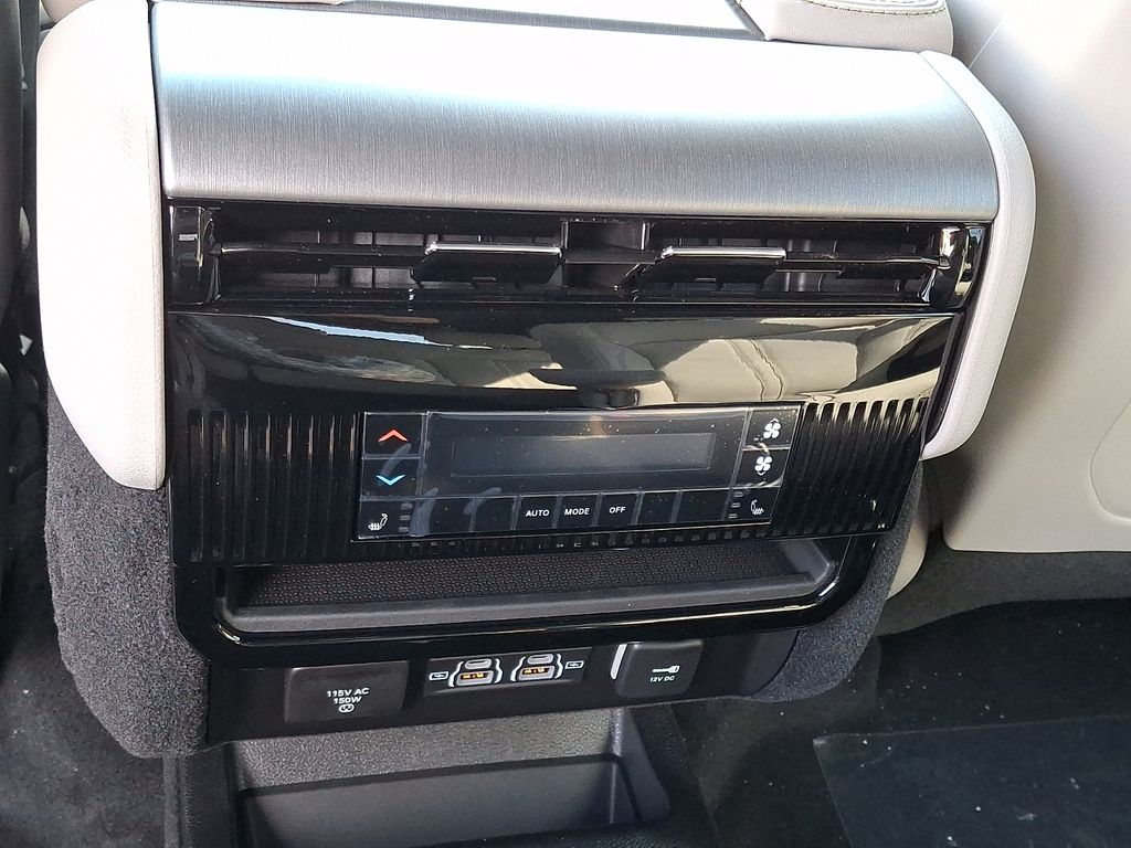 New 2026 Jeep Grand Wagoneer SUV