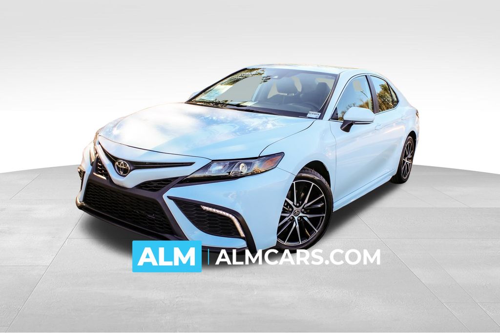 2023 Toyota Camry SE FWD