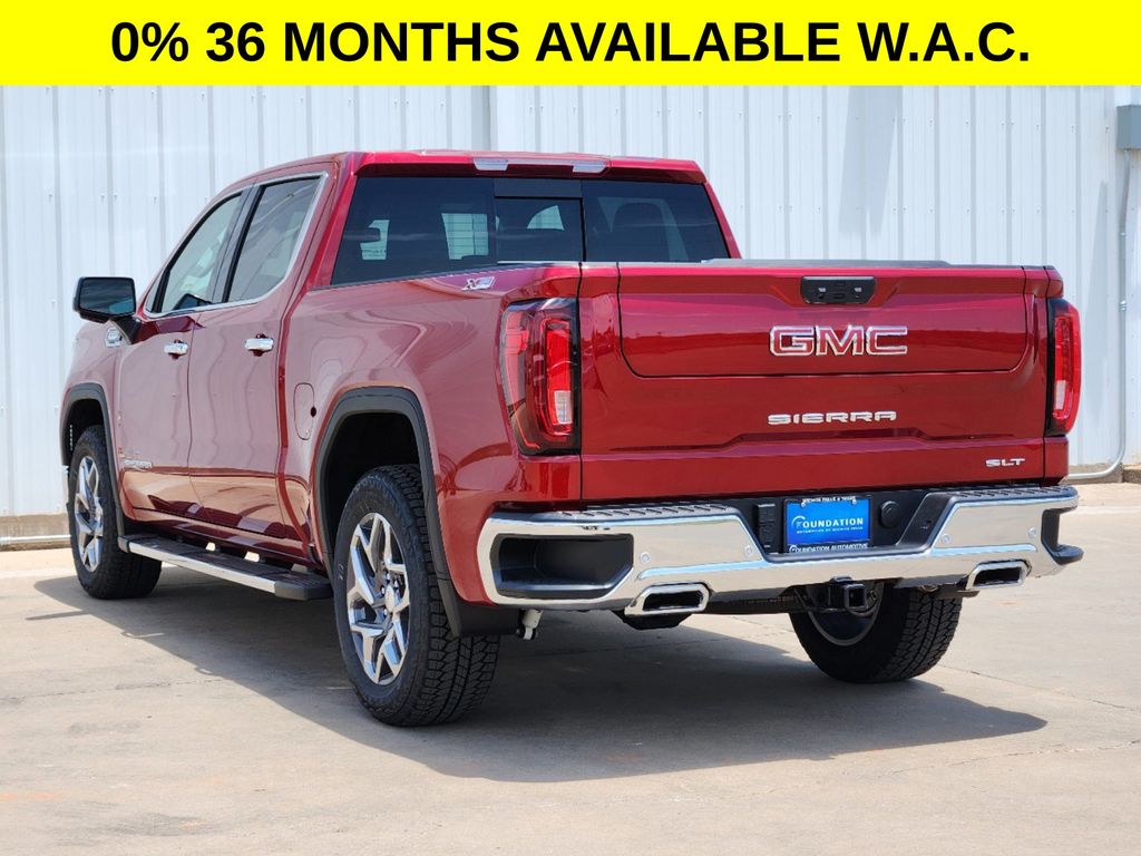 2024 GMC Sierra 1500 SLT 3