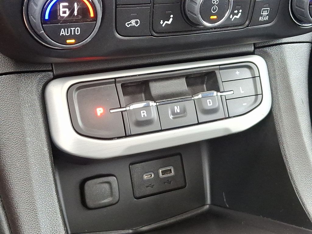 Thumbnail: 2023 GMC Acadia - 16
