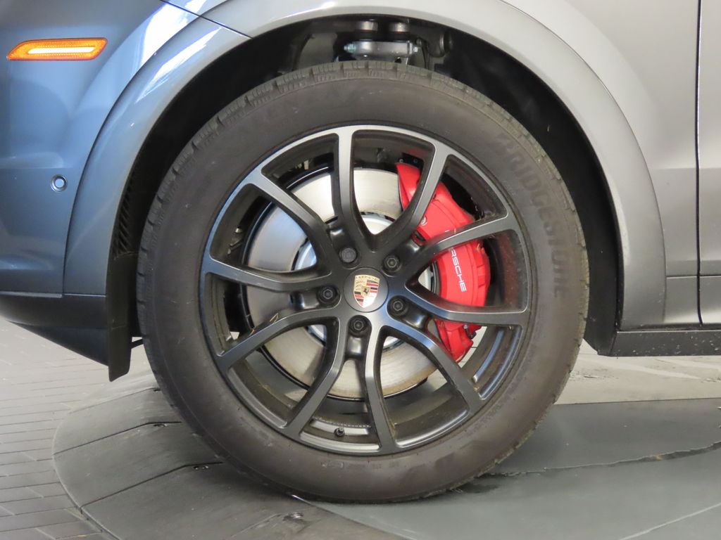 Thumbnail: 2026 Porsche Cayenne - 11