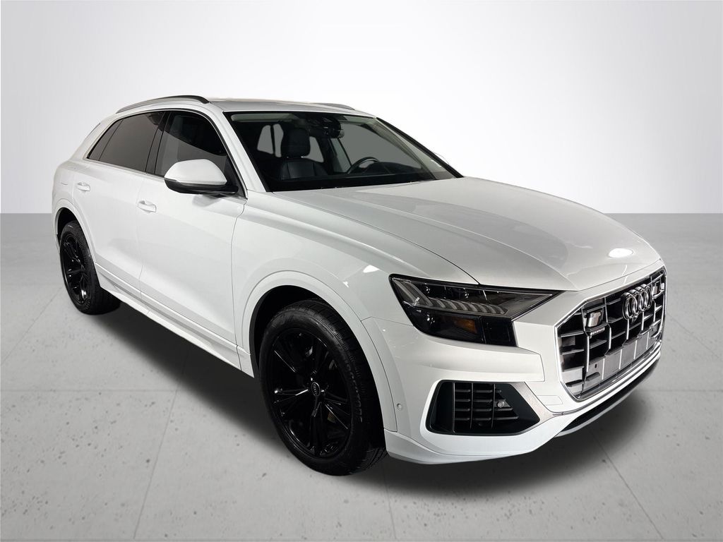 2023 Audi Q8 55 Premium