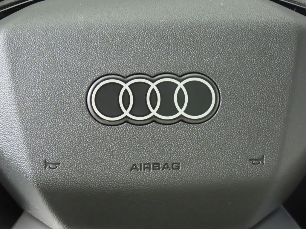 Thumbnail: 2025 Audi Q5 - 16