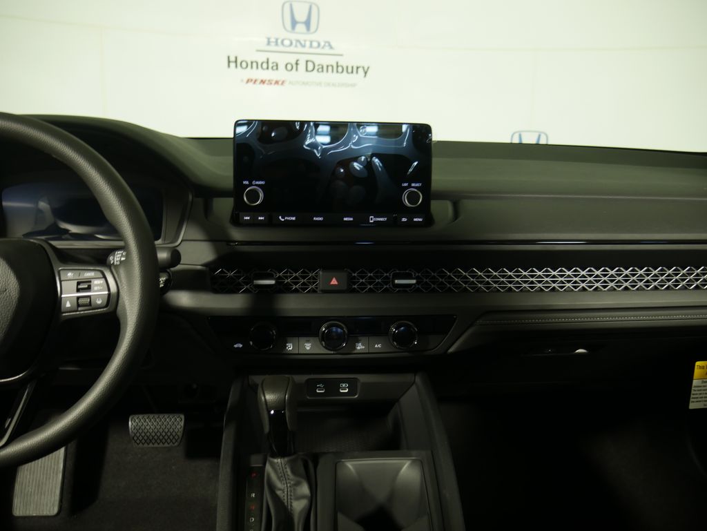 2025 Honda Accord SE 13