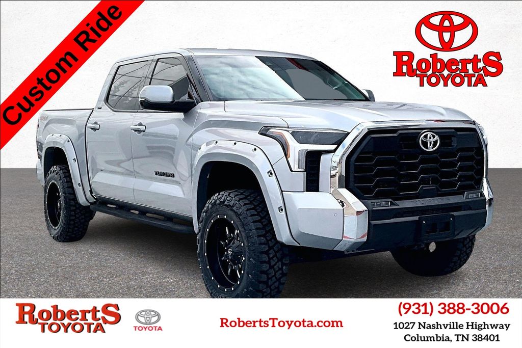2022 Toyota Tundra SR5 CrewMax Cab 4WD