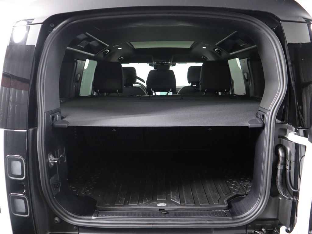 Thumbnail: 2026 Land Rover Defender - 29