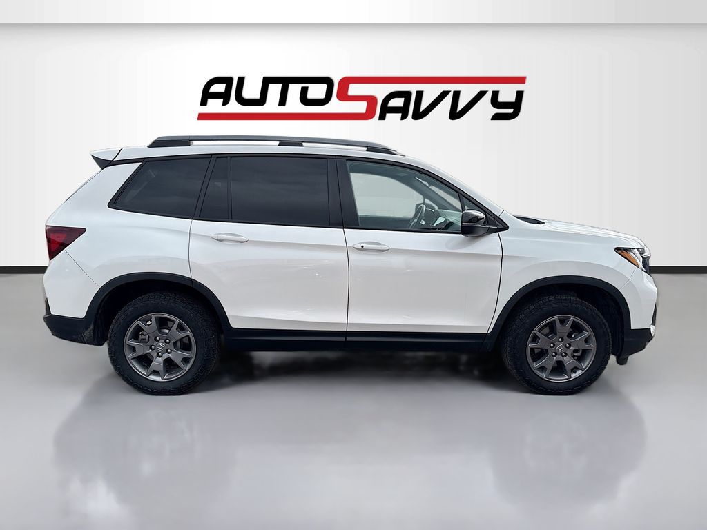 Used 2025 White Honda TrailSport image 8