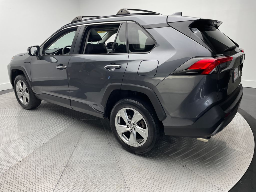 Thumbnail: 2021 Toyota RAV4 - 7