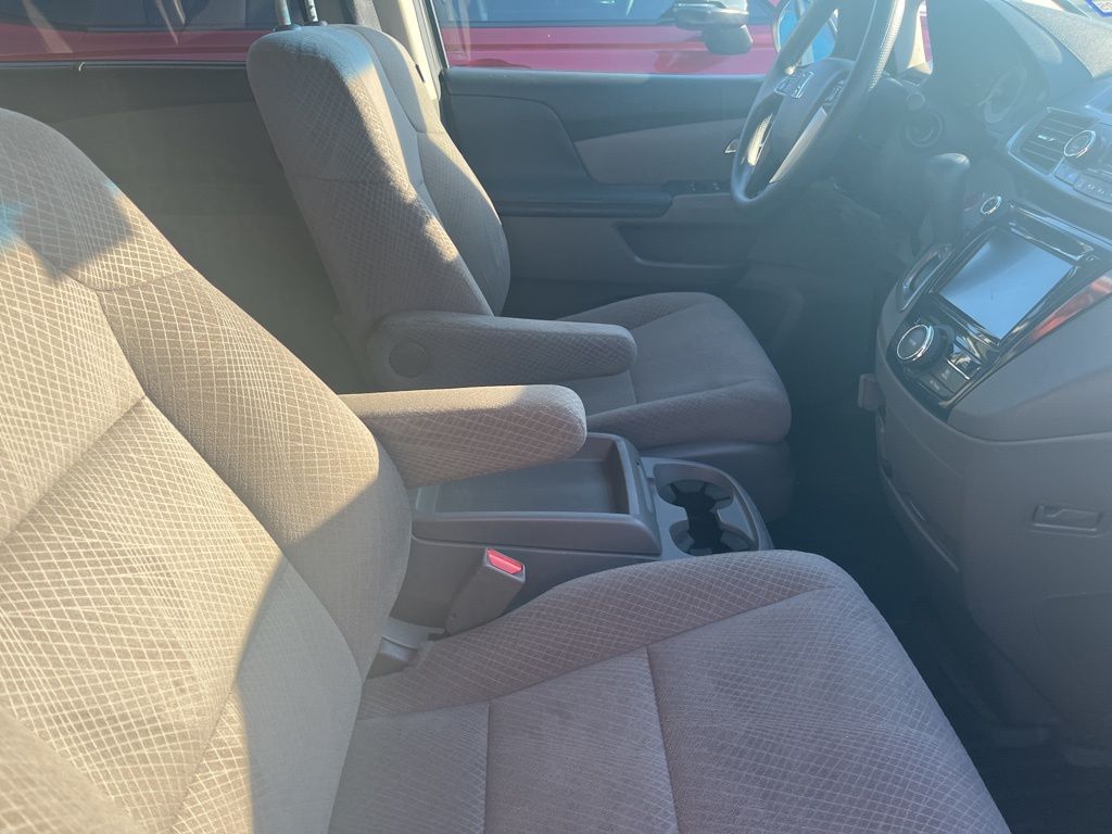 2014 Honda Odyssey EX photo 4