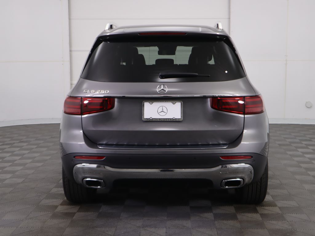 Thumbnail: 2025 Mercedes-Benz GLB - 6