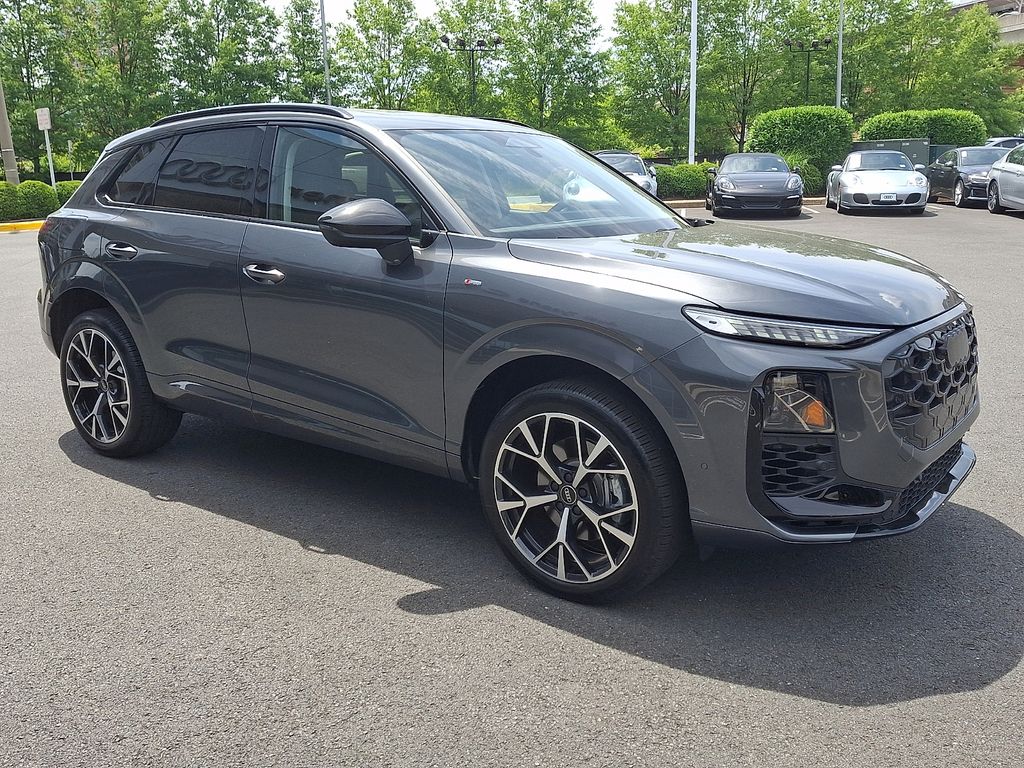 Thumbnail: 2026 Audi Q3 - 3