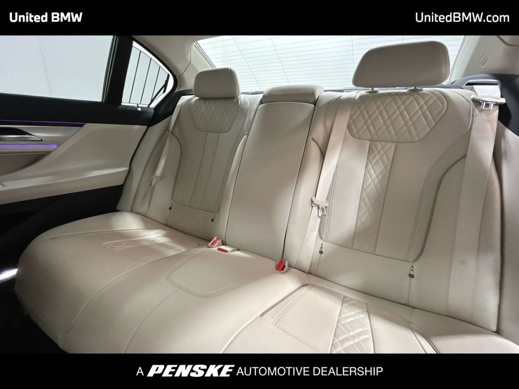 Thumbnail: 2020 BMW 7 Series - 21