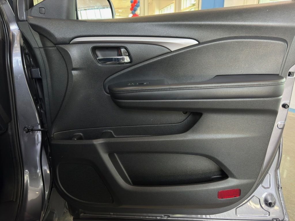2021 Honda Pilot Special Edition  at DeMontrond Auto Country