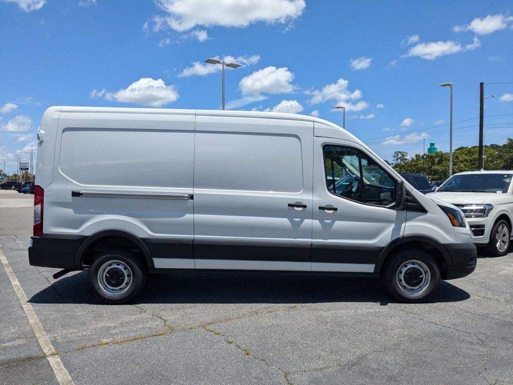 2025 Ford Transit 250