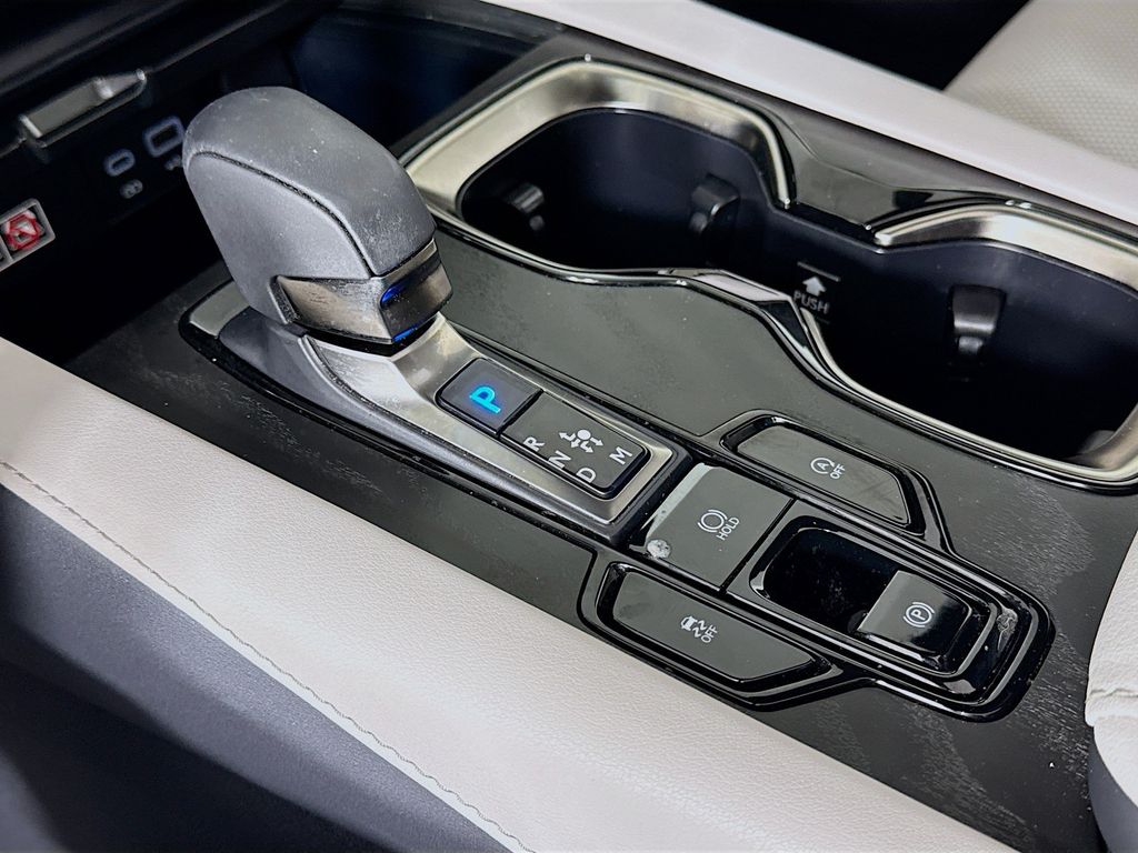 Thumbnail: 2023 Lexus RX - 17