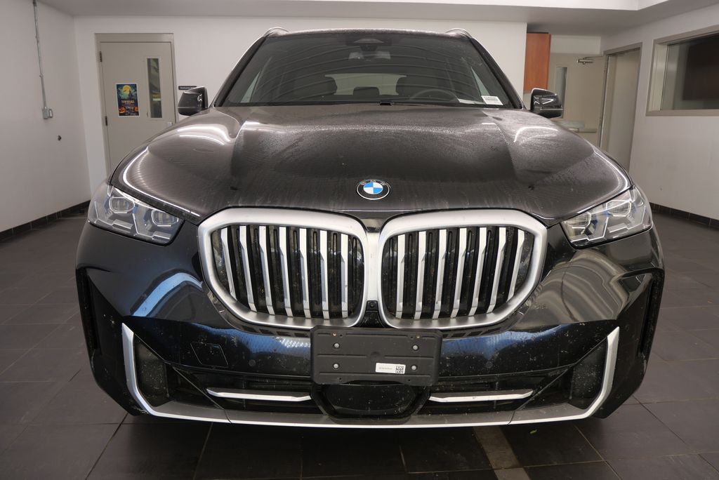 2025 BMW X5 sDrive40i 8