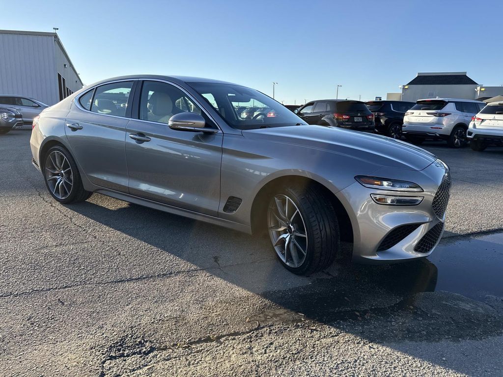 2025 Genesis G70 2.5T Standard RWD