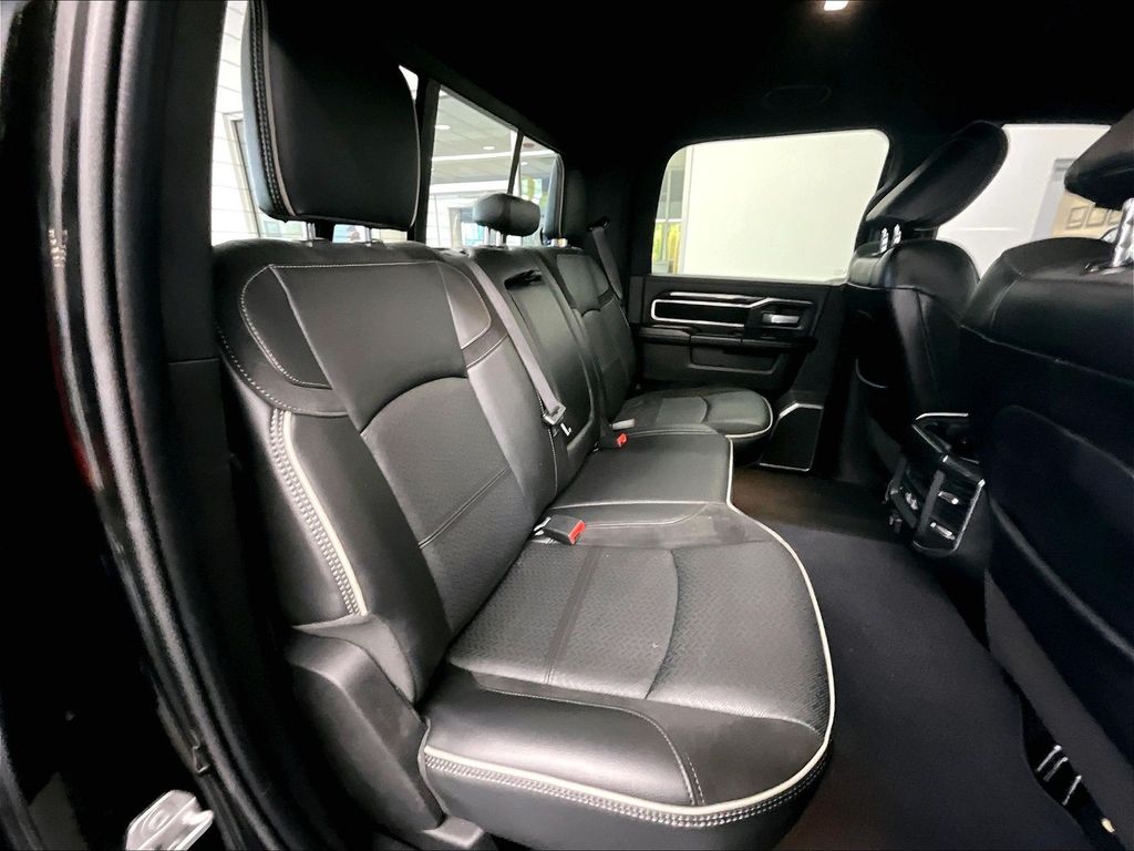2022 Ram 2500 — photo 16