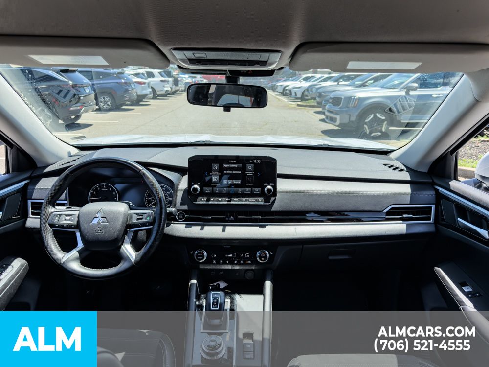 Used 2024 Gray Mitsubishi SE image 14