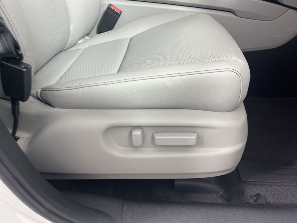 Thumbnail: 2026 Honda Ridgeline - 10