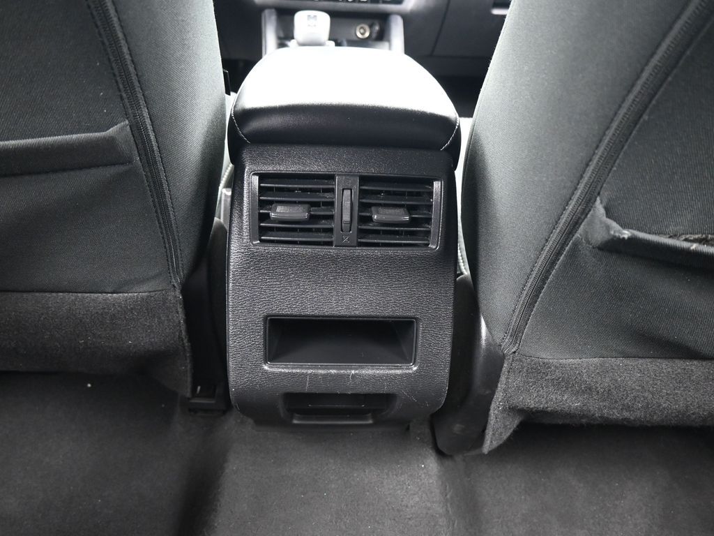 Used 2023 White Mitsubishi ES image 37