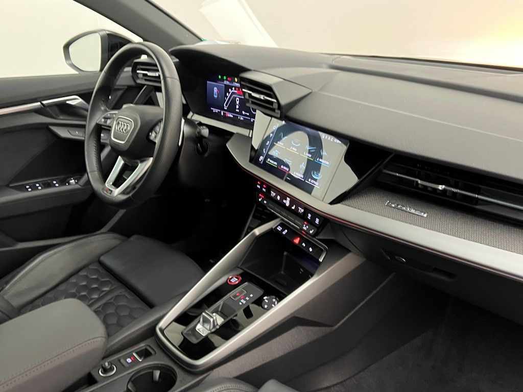 Thumbnail: 2022 Audi RS 3 - 13