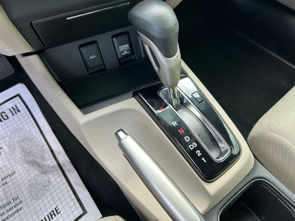 2013 Honda Civic LX 18