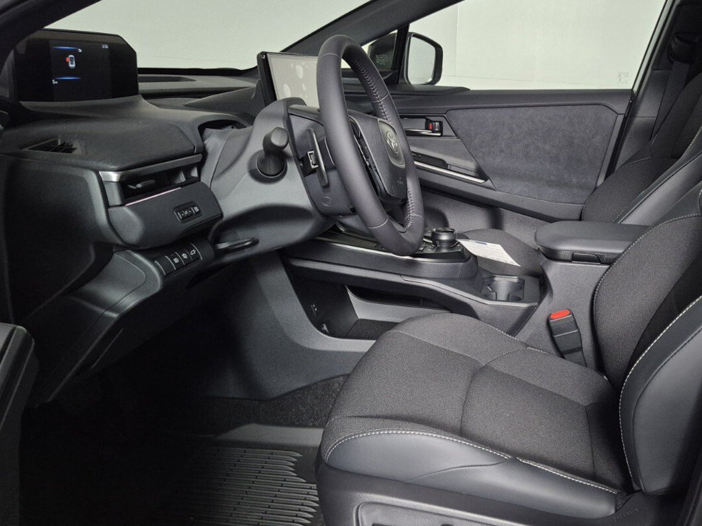 New 2026 Toyota C-HR SUV