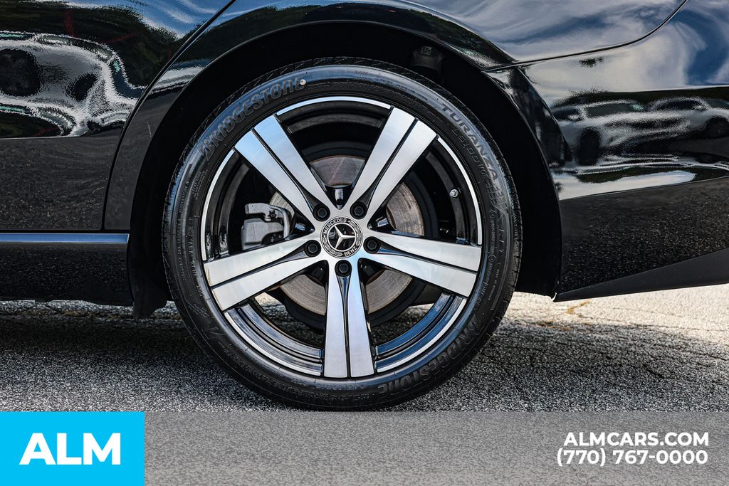 Used 2025 Black Mercedes-Benz C 300 image 17