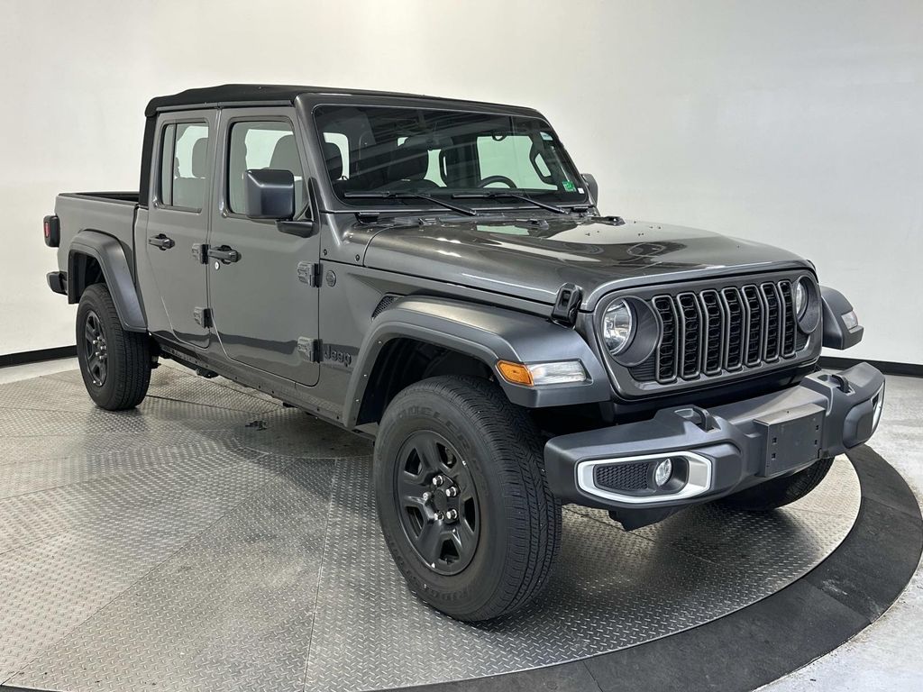 2024 Jeep Gladiator Sport Crew Cab 4WD