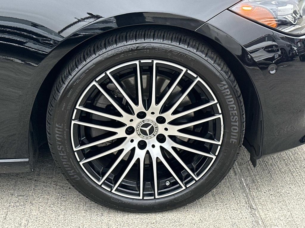 Thumbnail: 2025 Mercedes-Benz C-Class - 17