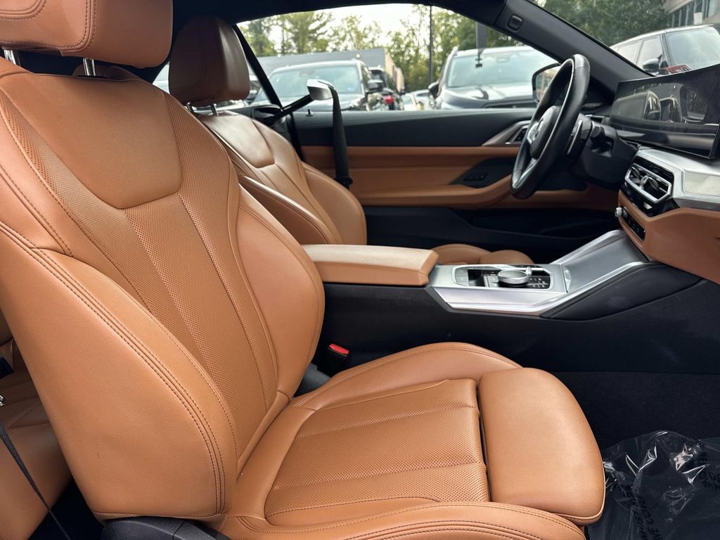 Used 2024 Gray Metallic BMW M440i xDrive image 13