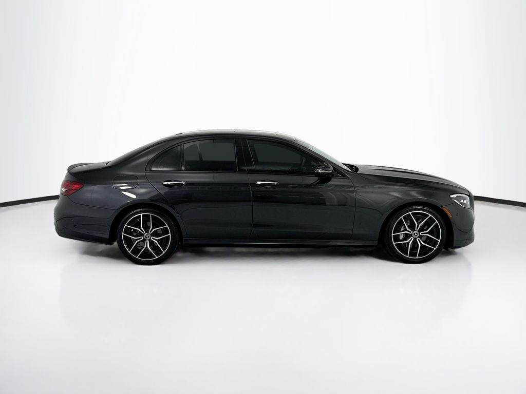 Thumbnail: 2023 Mercedes-Benz E-Class - 4