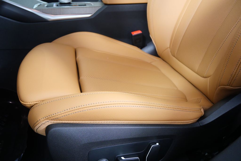 Thumbnail: 2026 BMW 3 Series - 9