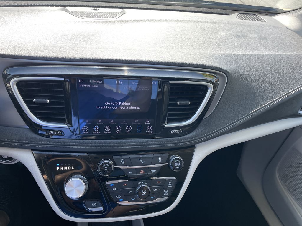 Used 2019 Chrysler Pacifica Van