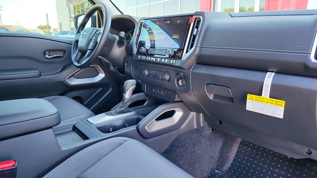 2025 Nissan Frontier