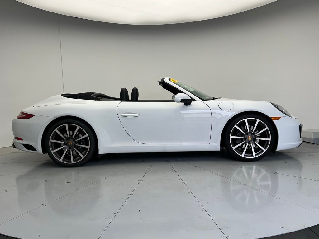 Thumbnail: 2017 Porsche 911 - 23