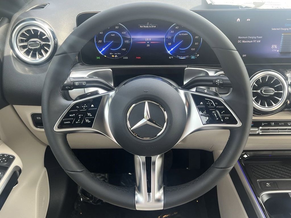 2024 Mercedes-Benz EQB 250+ 24