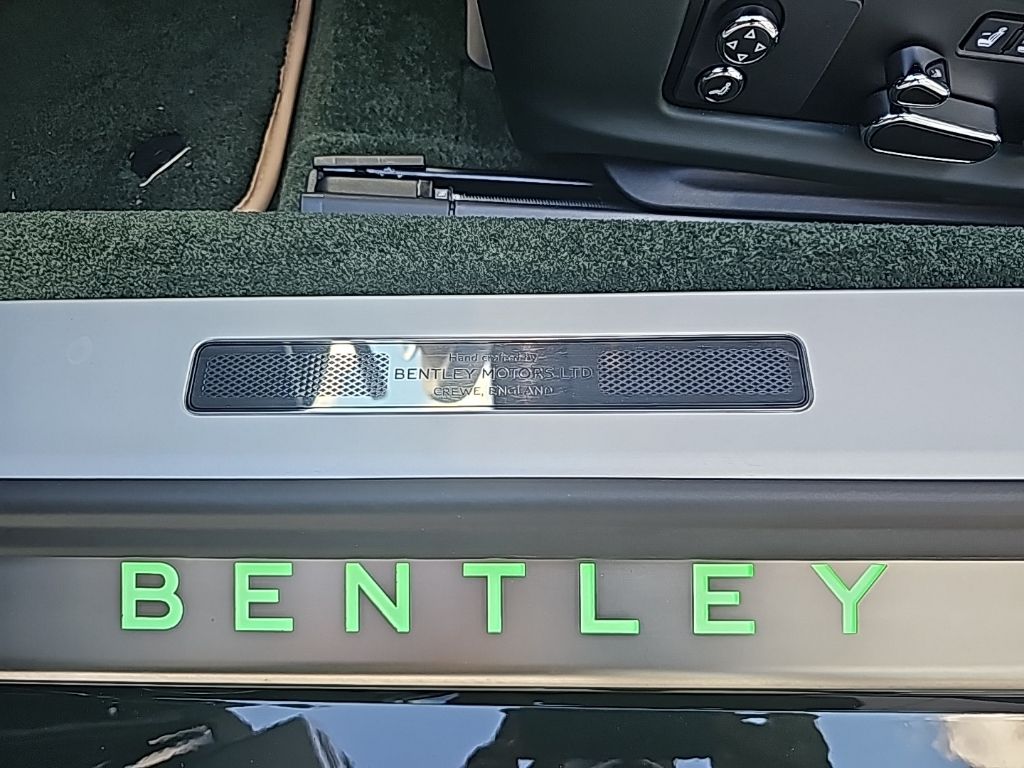 2022 Bentley Continental GT V8 18