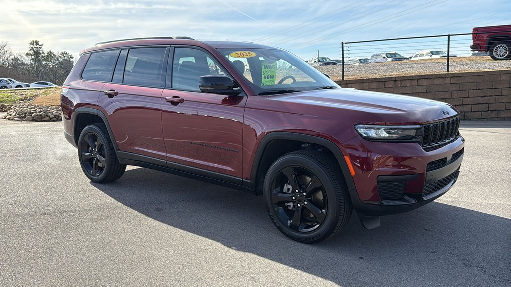 2025 Jeep Grand Cherokee L Altitude X RWD
