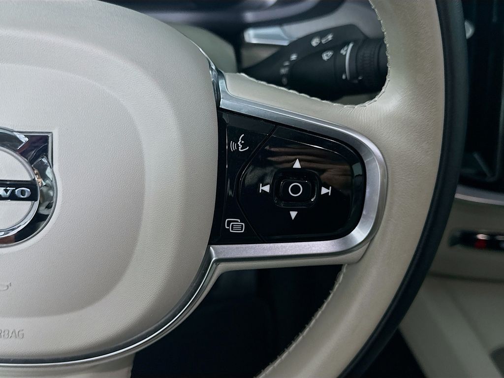 Used 2023 Blue Volvo Ultimate image 27