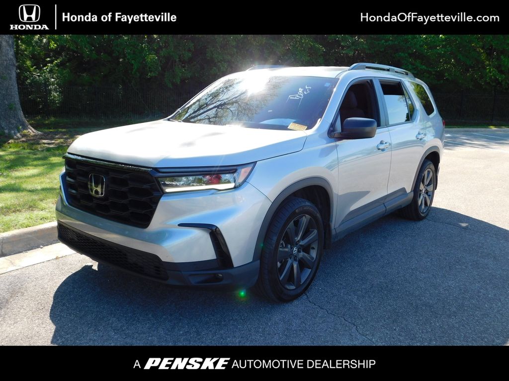 2024 Honda Pilot Sport Hero Image