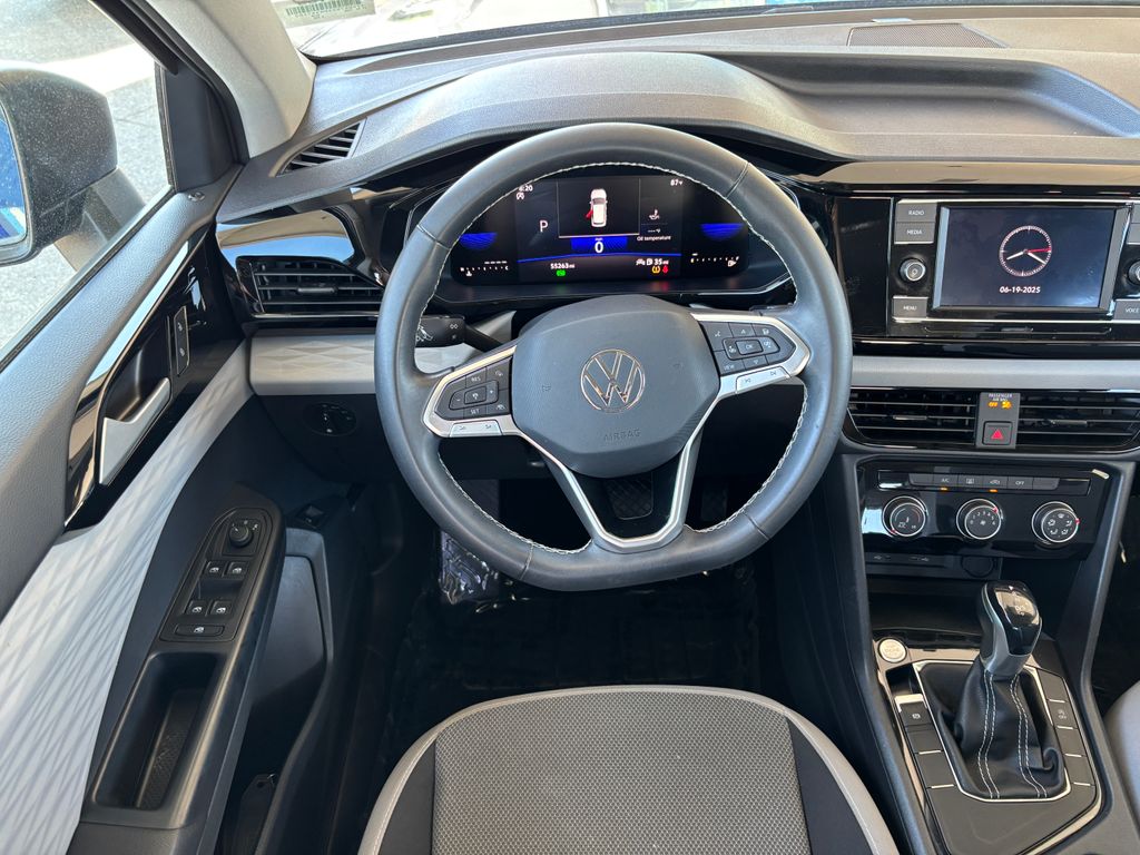 Thumbnail: 2023 Volkswagen Taos - 10